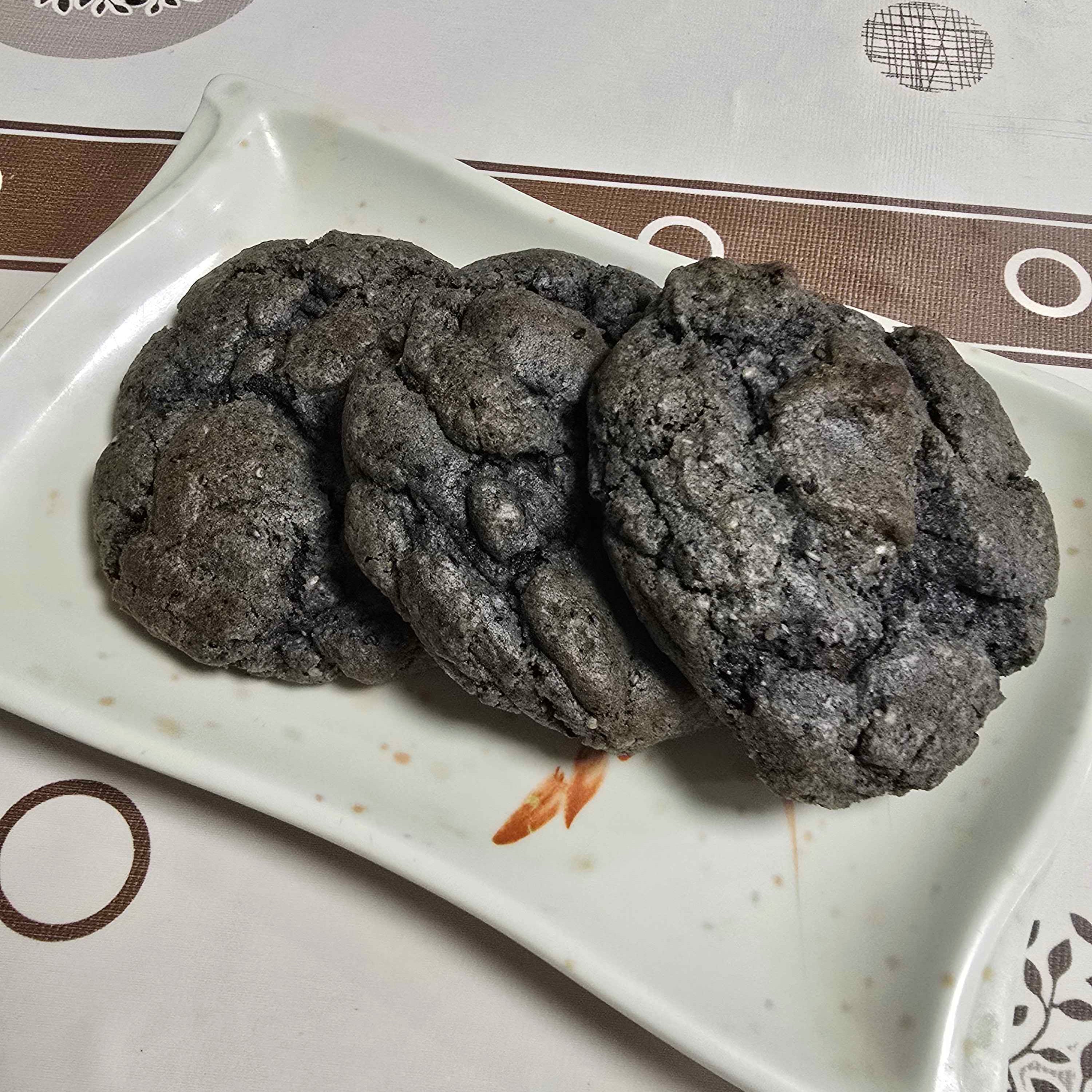 Black Sesame Cookies